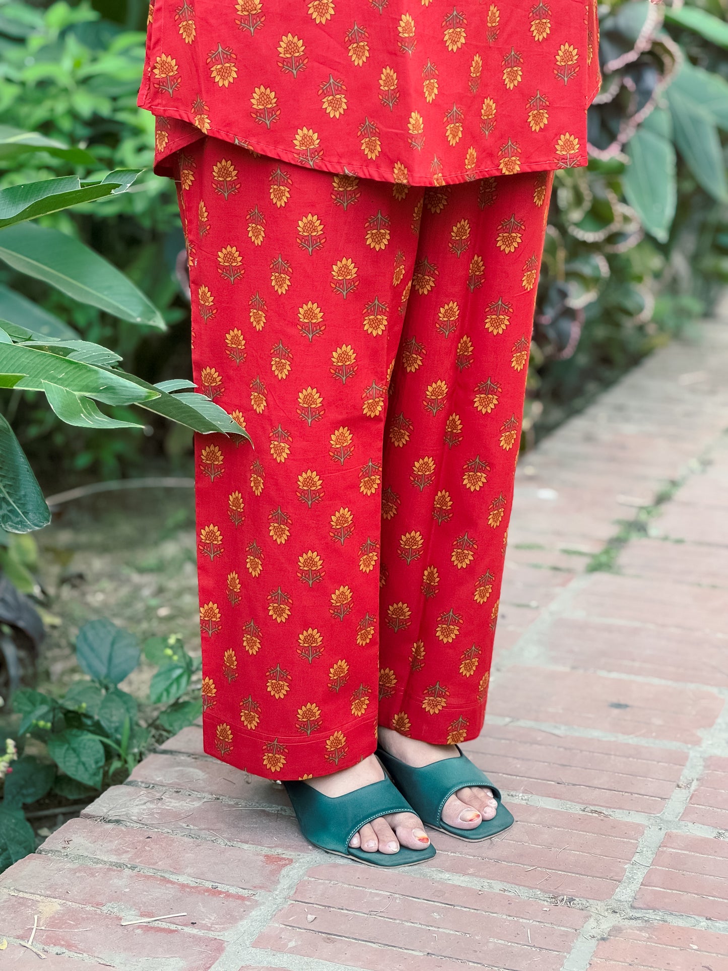 SHORT SET CO_1184